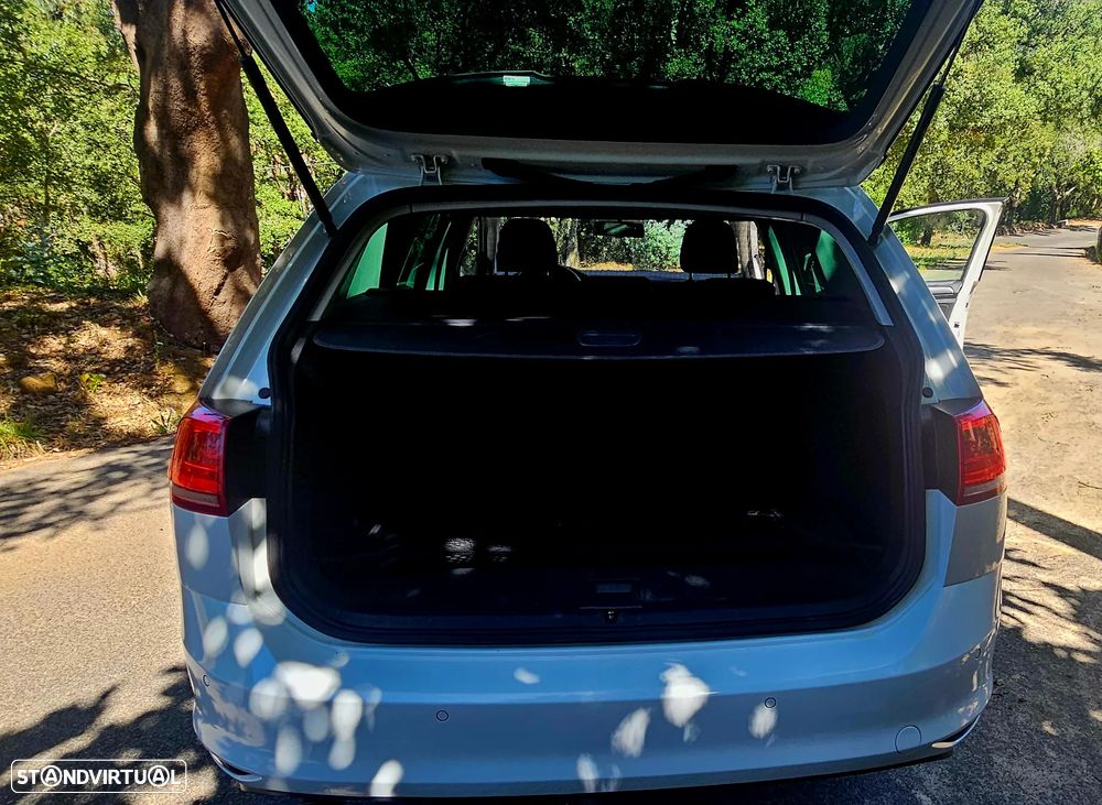 VW Golf Variant 1.6 TDi R-Line DSG - 8