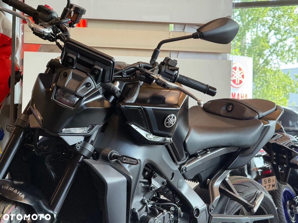 Yamaha MT - 3