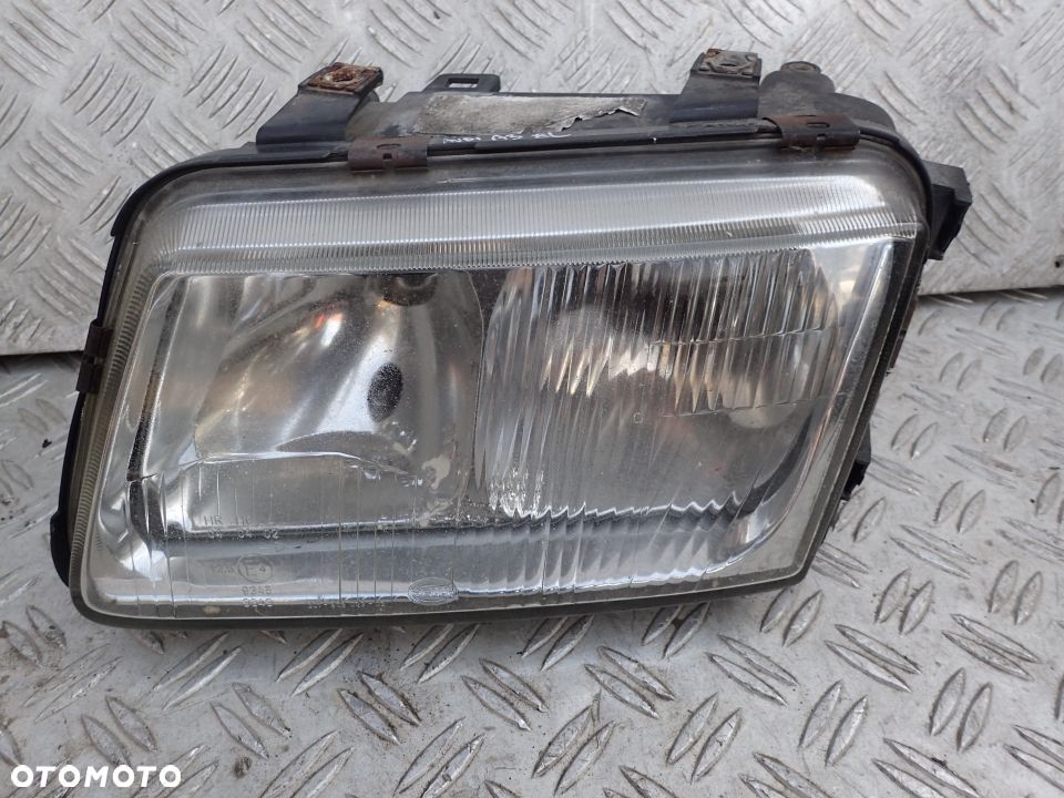 LAMPA LEWY PRZOD AUDI A3 8L EUROPA RADOM - 1