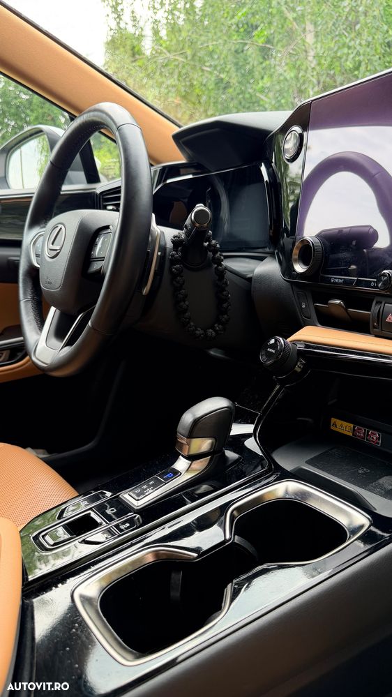 Lexus Seria NX 350h AWD CVT HEV Executive - 14