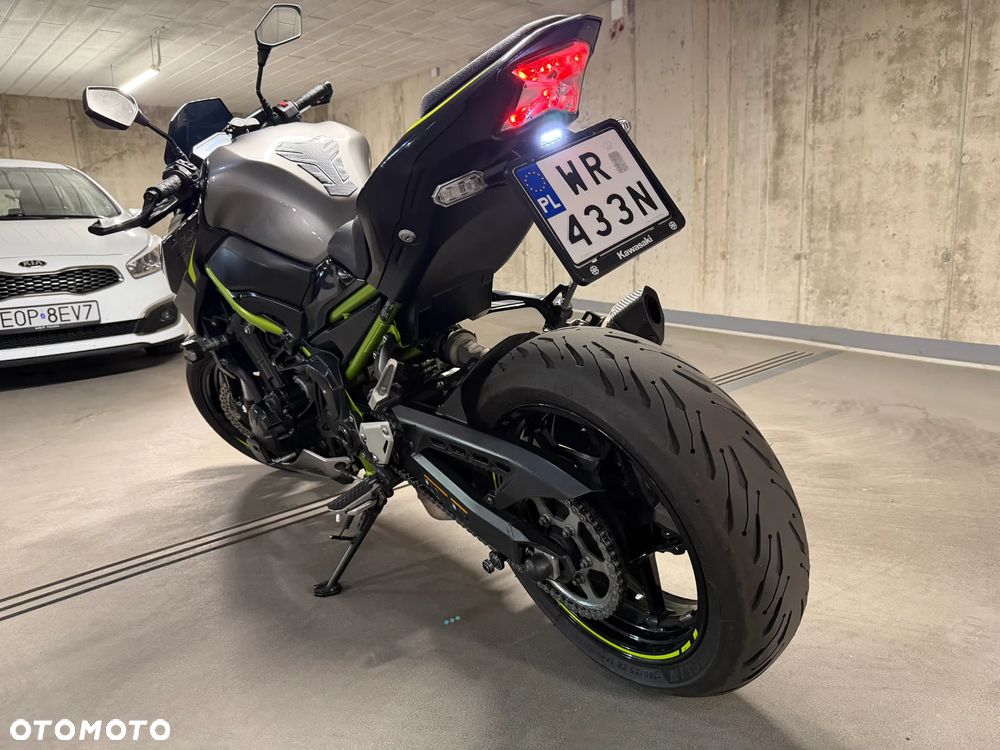 Kawasaki Z 900 - 8