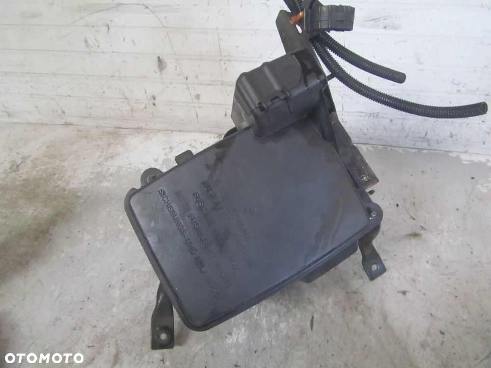 Citroen Jumper-Ducato-Boxer 06->obudowa skrzynki bezpieczników - 1