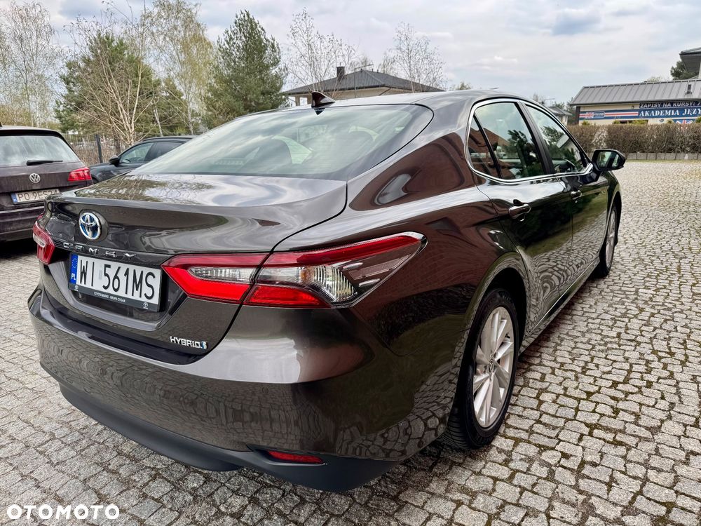 Toyota Camry 2.5 Hybrid Comfort CVT - 4