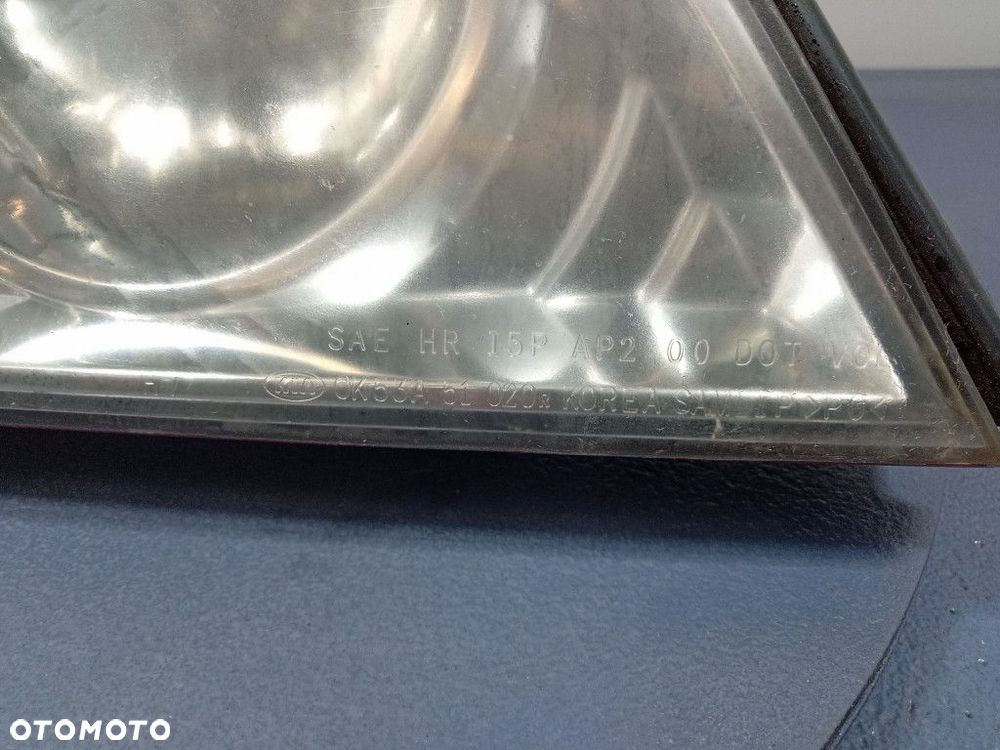KIA CARNIVAL I LIFT REFLEKTOR PRAWY EU 0K53A51020R - 3