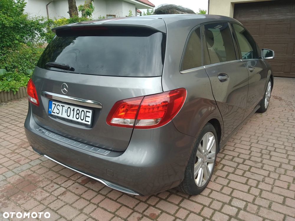 Mercedes-Benz Klasa B 180 Style - 11