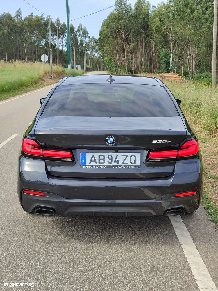 BMW 530 e Pack 50 anos M - 24