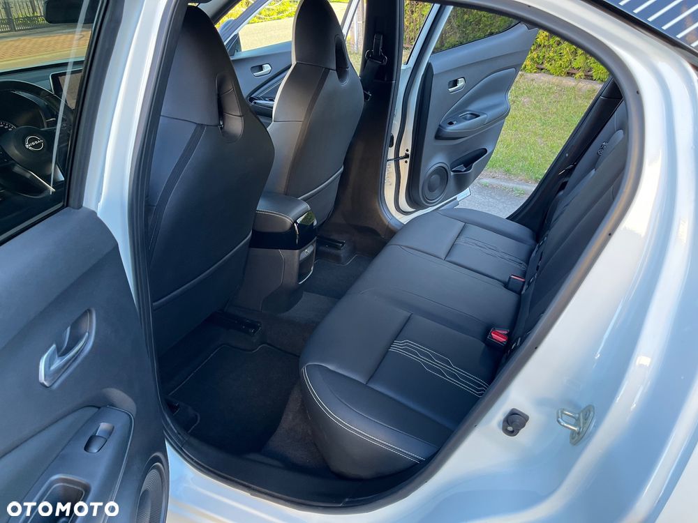 Nissan Juke 1.6 4AMT Premiere Edition - 24