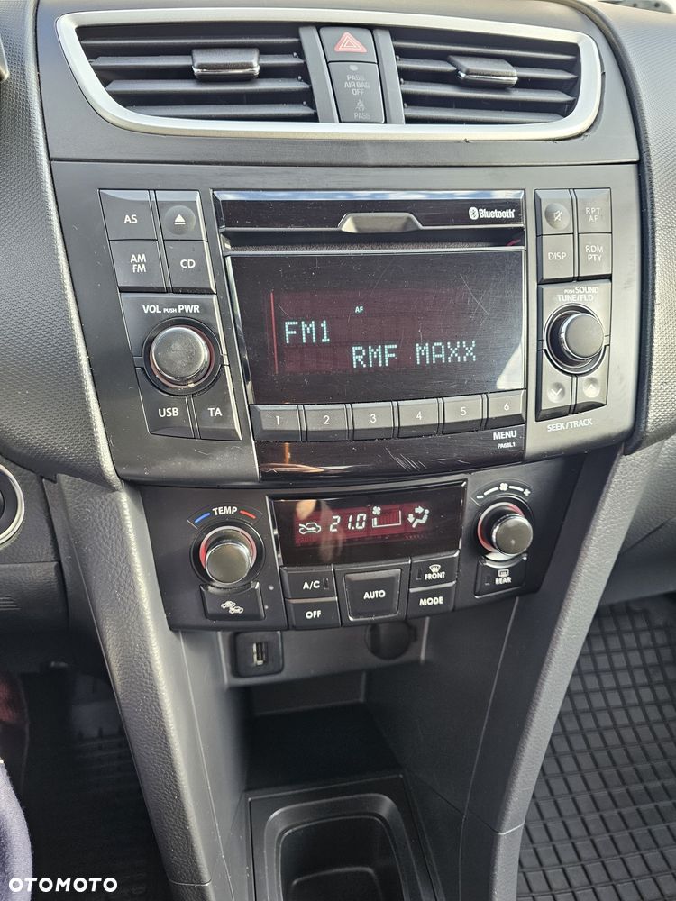 Suzuki Swift - 7