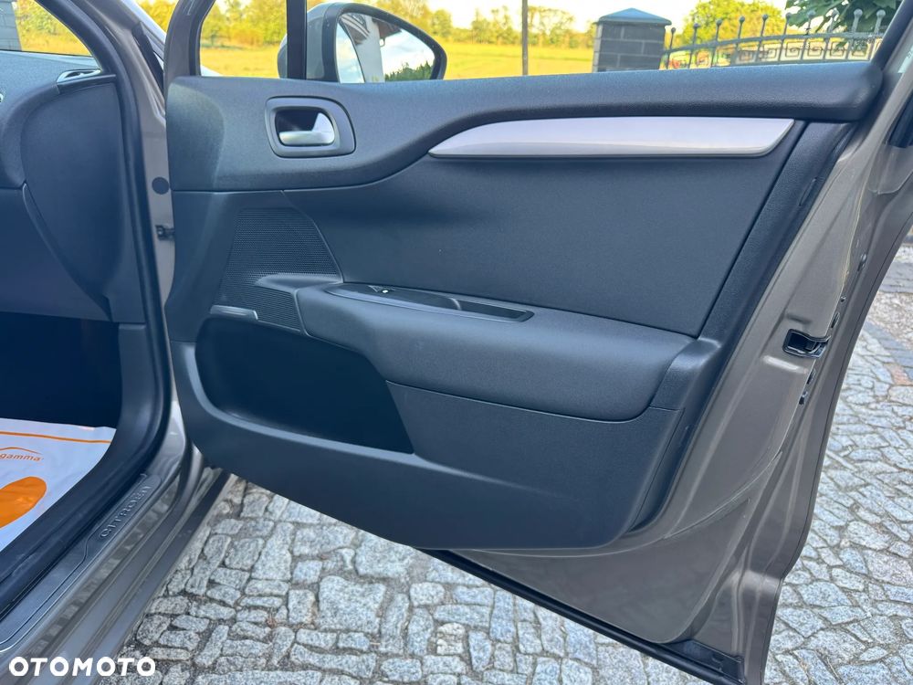Citroën C4 HDi 150 Exclusive - 32