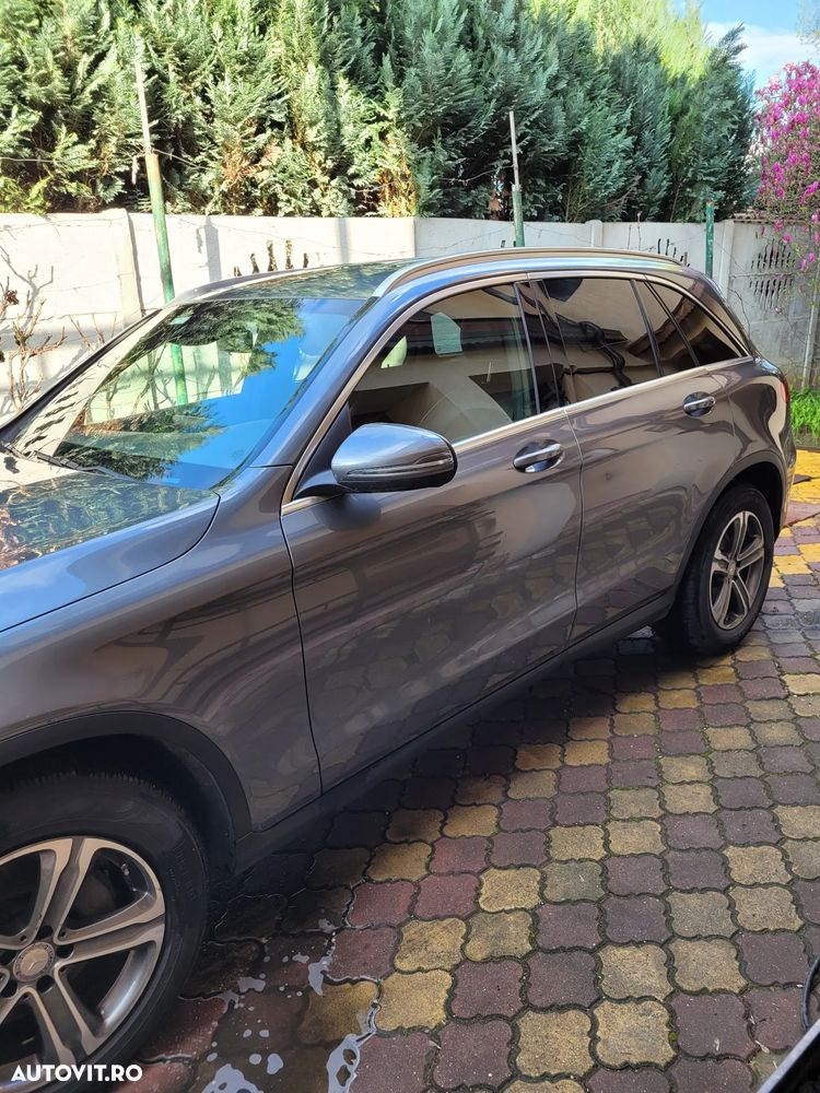 Mercedes-Benz GLC - 6