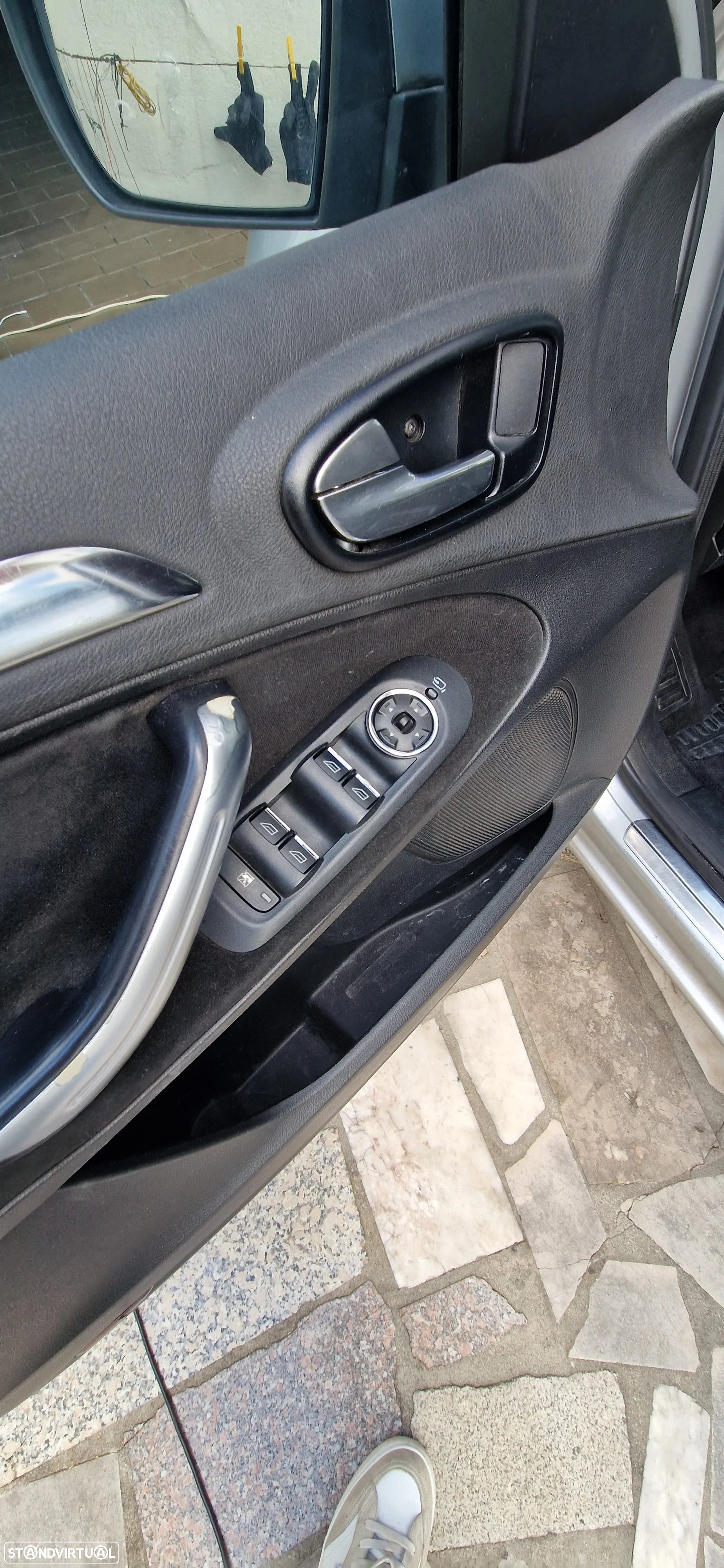 Ford S-Max 2.0 TDCi Titanium 7L - 8