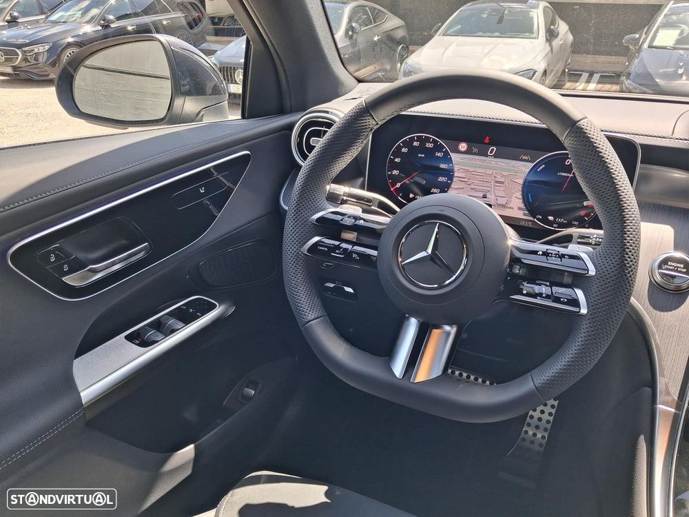 Mercedes-Benz GLC 300 e Coupe 4Matic - 16