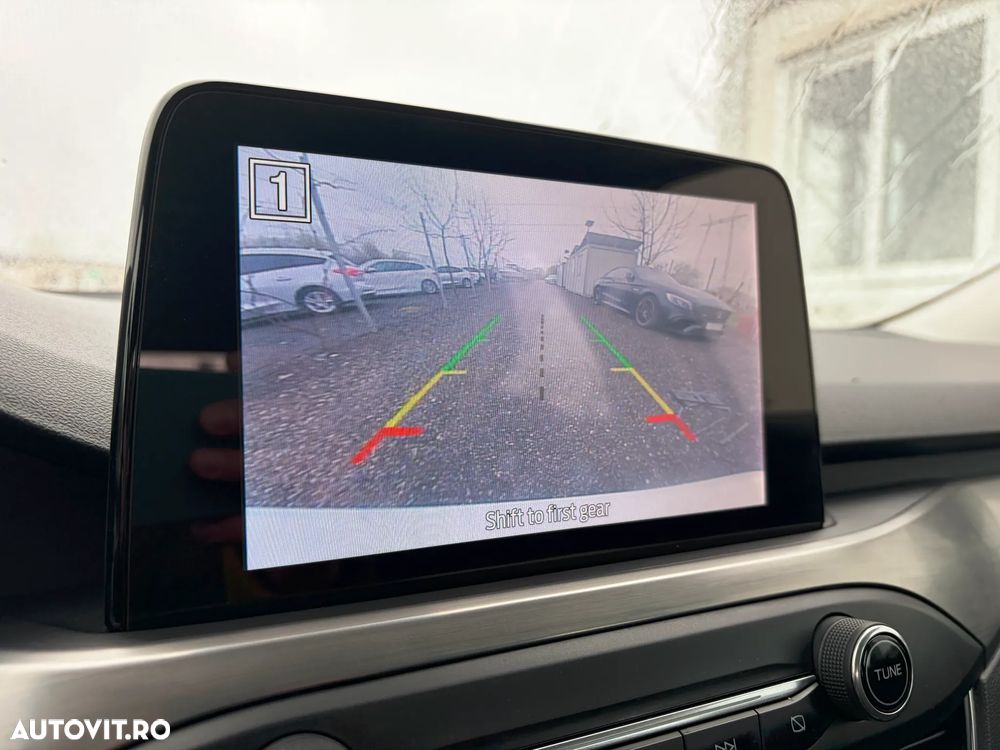 Ford Focus 1.5 EcoBlue Titanium X - 29