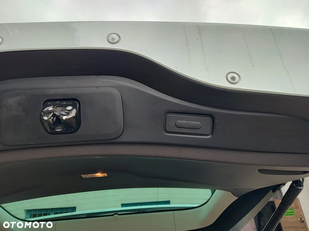 Renault Espace 1.6 dCi Energy Initiale Paris EDC - 13