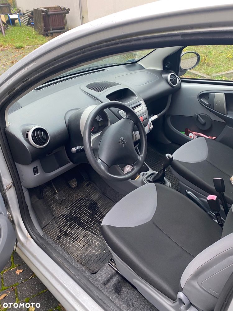 Peugeot 107 - 6