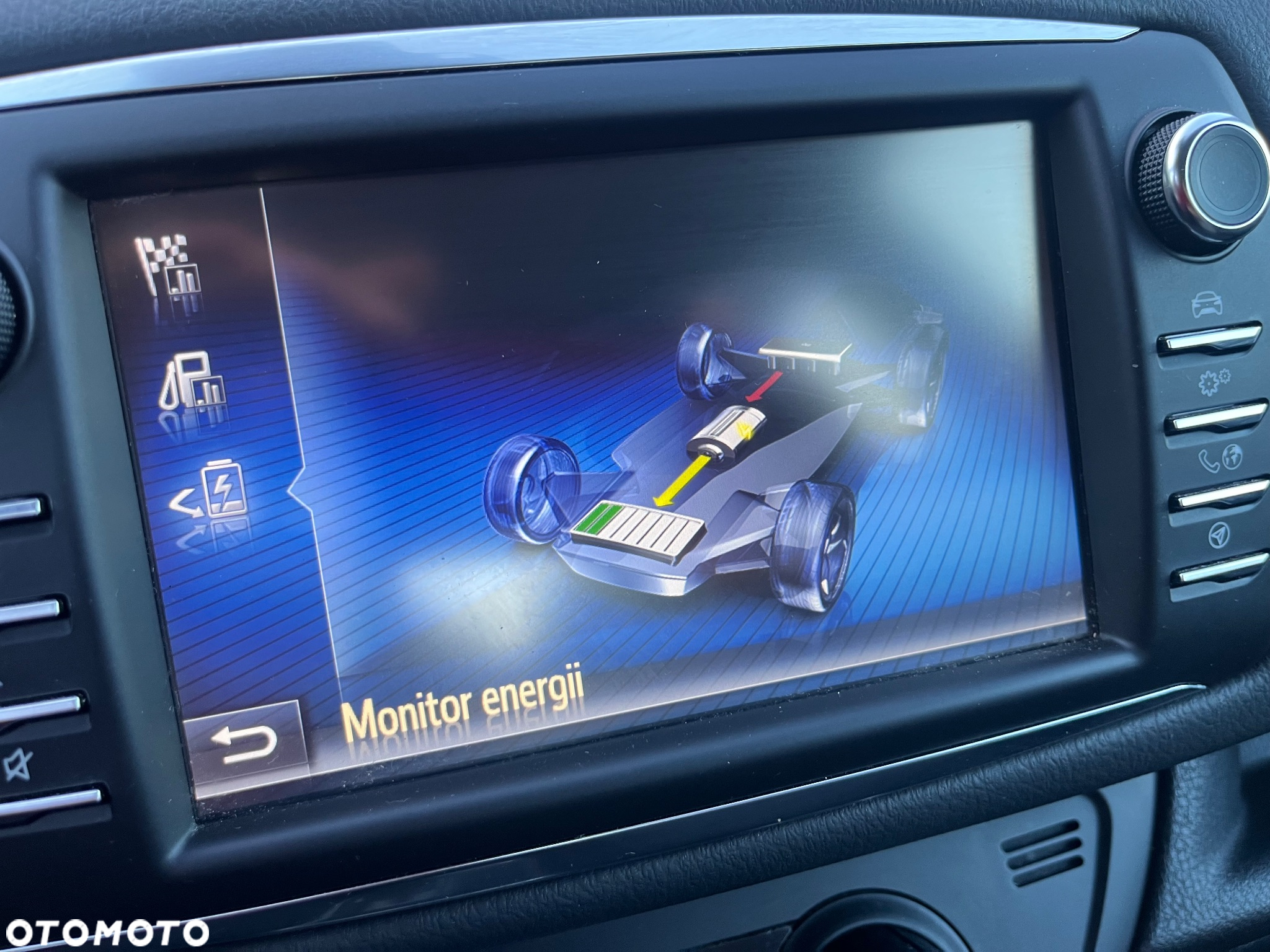 Toyota Yaris Hybrid 1.5 VVT-i Team Deutschland - 24