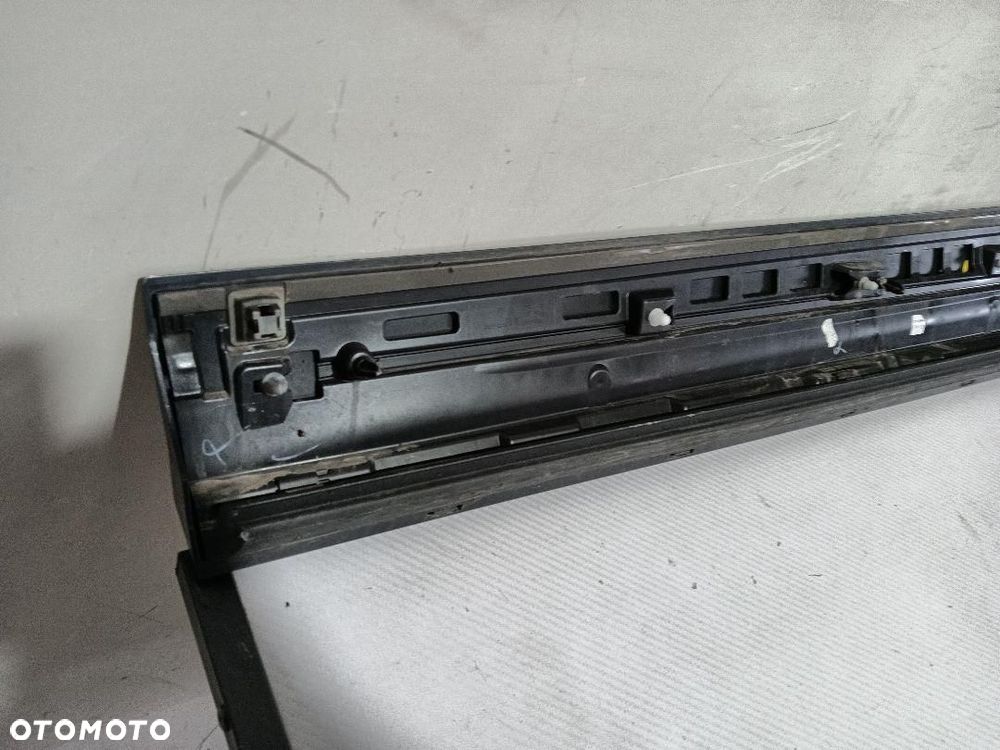 LISTWA DRZWI PRZEDNIA PRAWA AUDI Q2 81A 81A853960 - 5