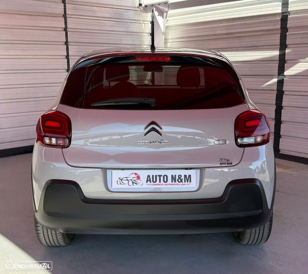 Citroën C3 1.2 PureTech Shine - 2