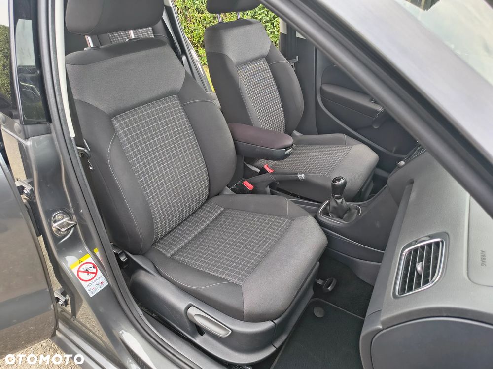 Volkswagen Polo - 17