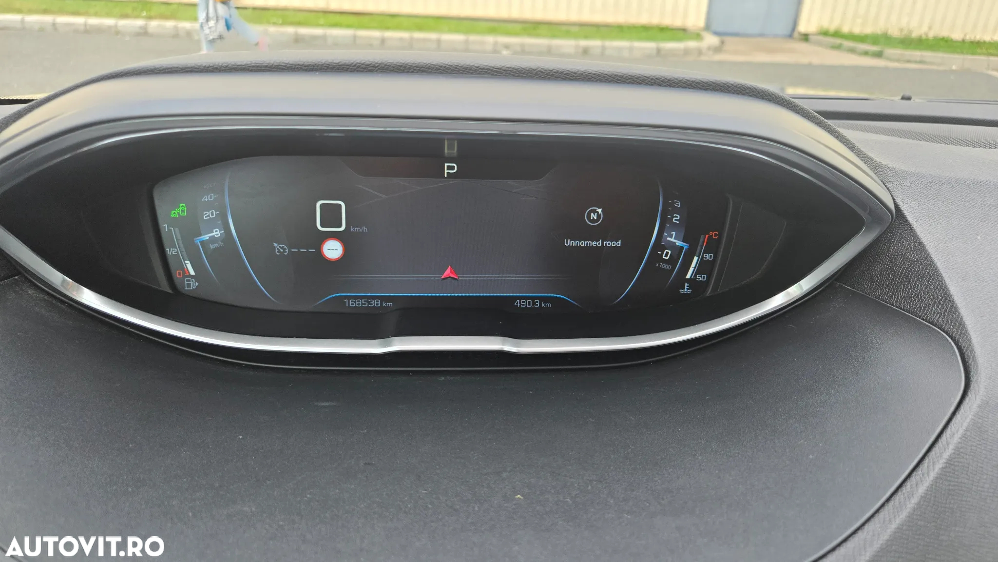 Peugeot 3008 1.6 BlueHDI S&S EAT6 Allure - 12