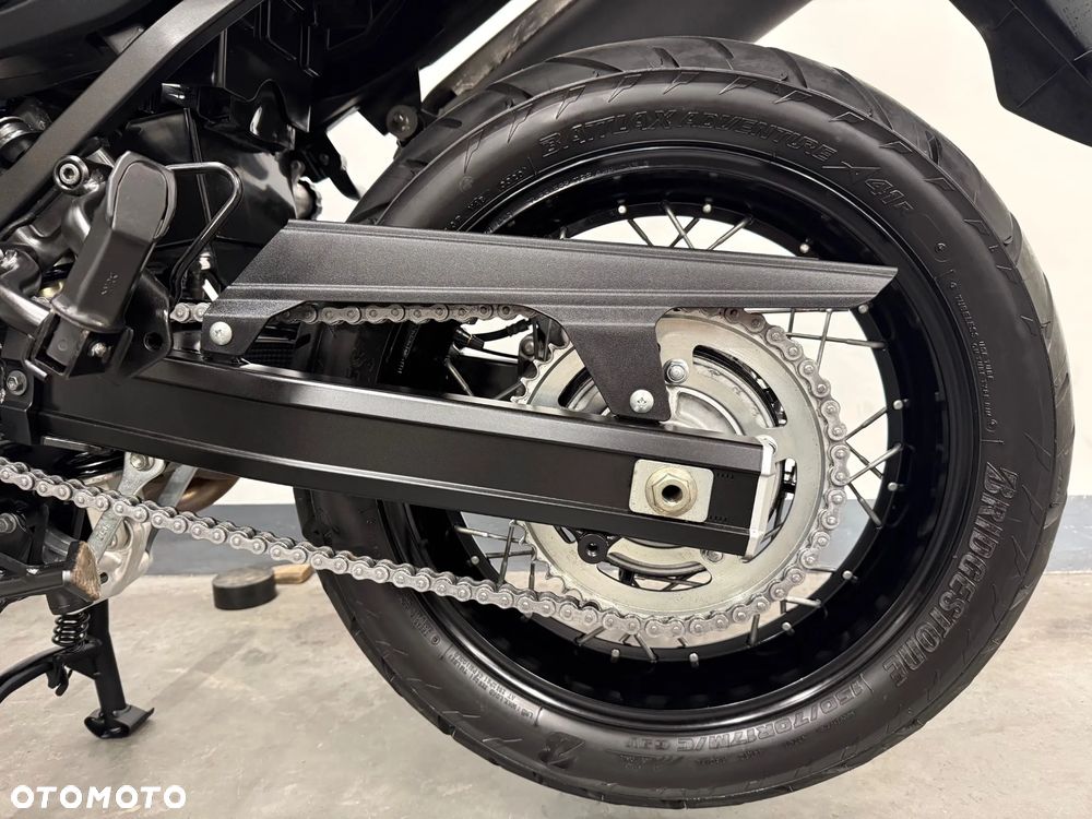 Suzuki V-STROM - 8