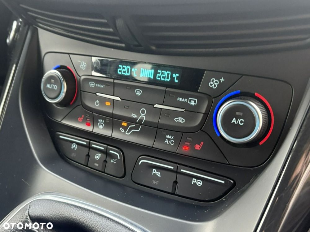 Ford Kuga - 34