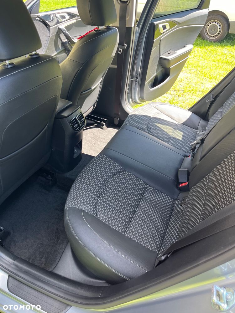 Kia Ceed 1.5 T-GDI Tribute DCT - 16