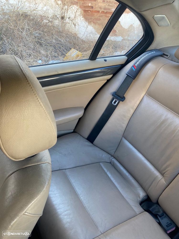 BMW 320 d Séc.XXI - 5