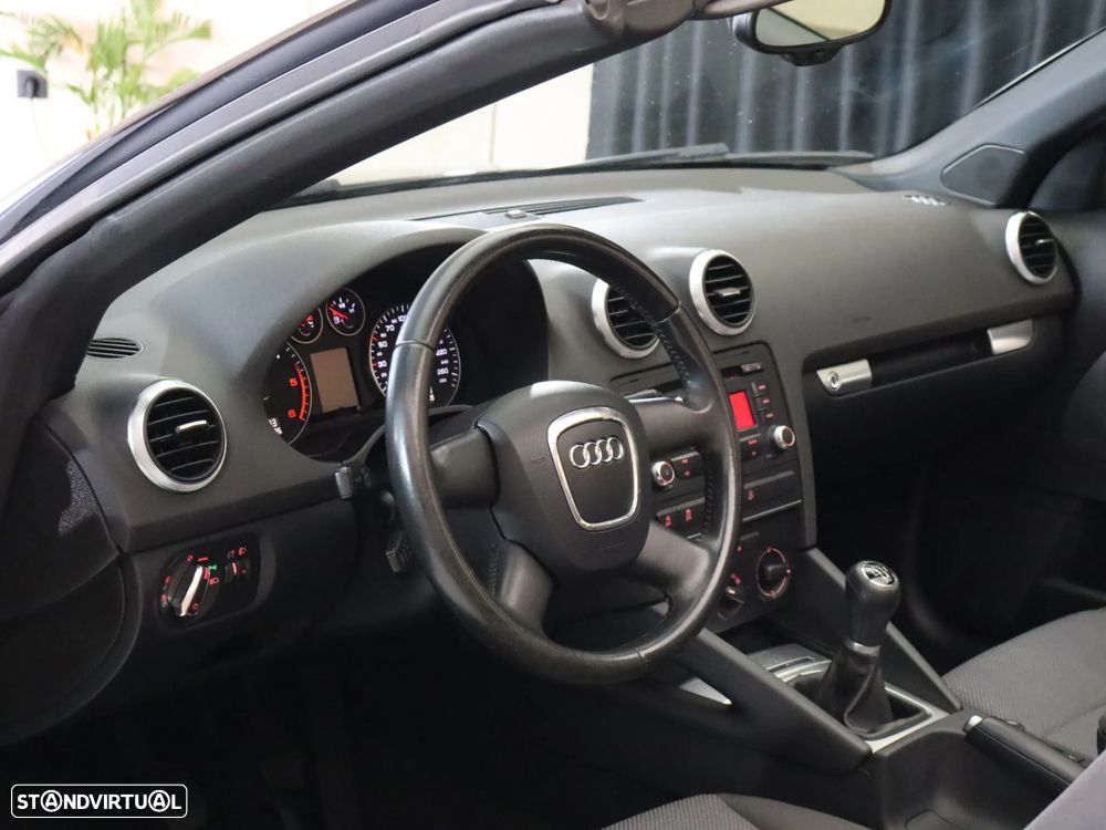 Audi A3 Cabrio 1.6 TDi S-line - 15