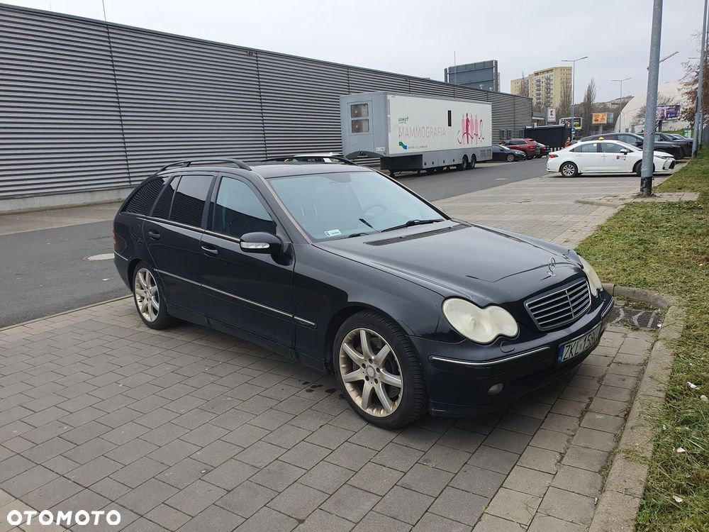 Mercedes-Benz Klasa C 320 T Avantgarde - 7