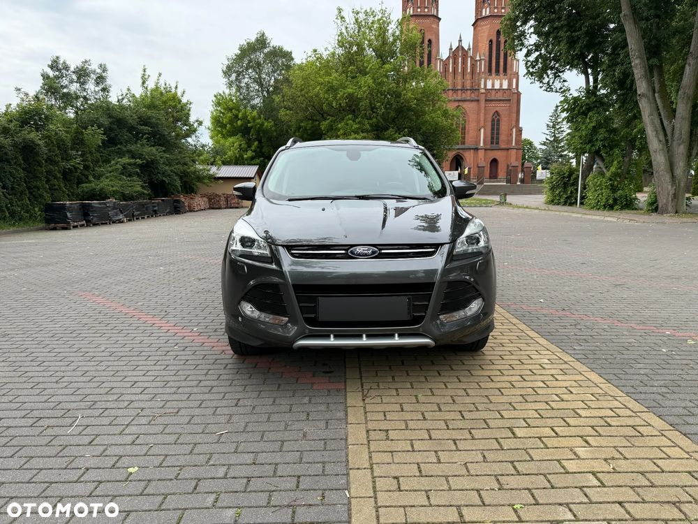Ford Kuga 1.5 EcoBoost 4x4 Titanium - 3