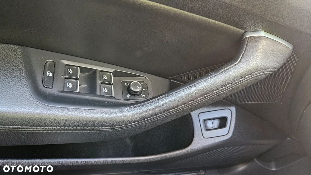 Volkswagen Passat Alltrack - 9