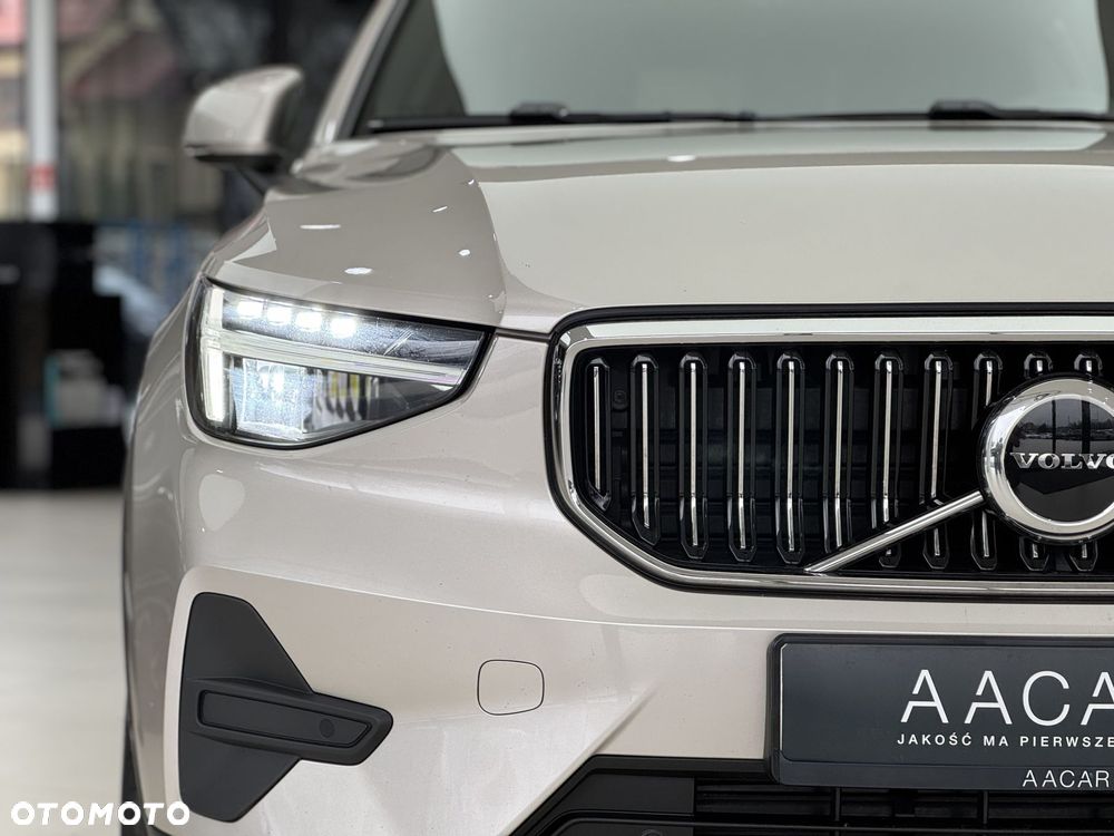Volvo XC 40 - 40