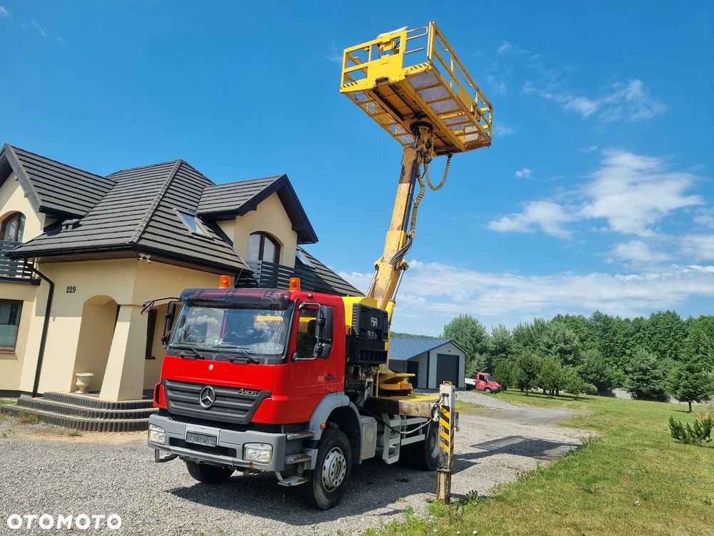 Mercedes-Benz AXOR - 13