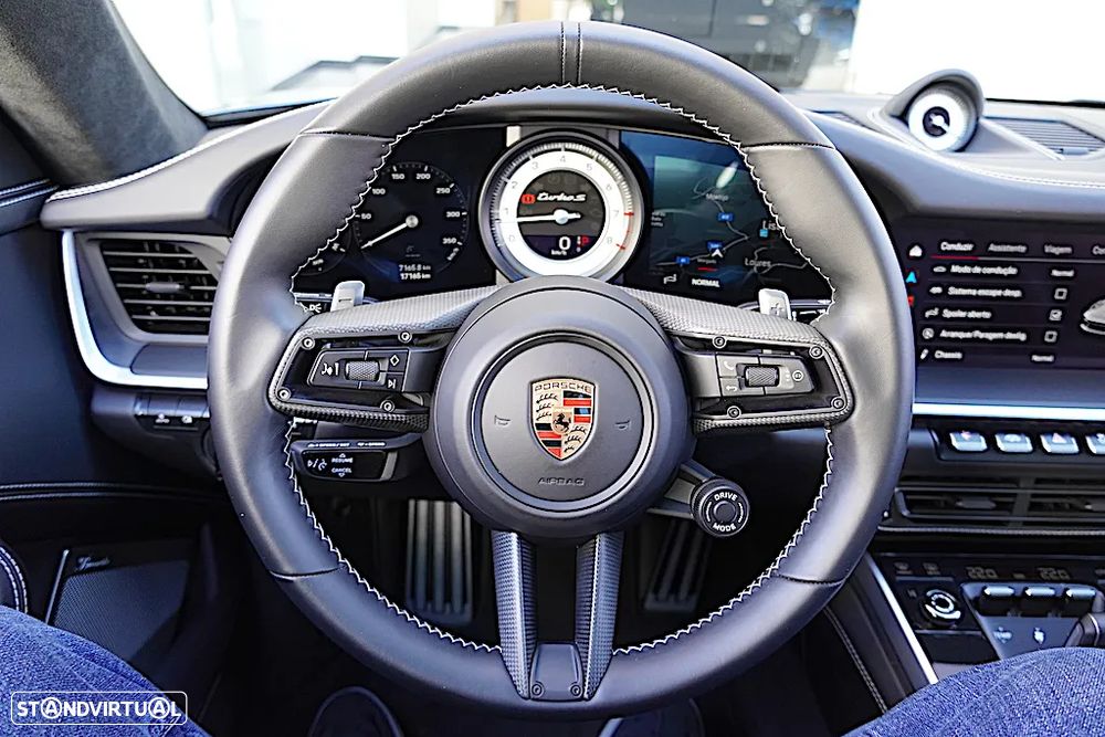 Porsche 911 (992) Turbo S PDK - 35