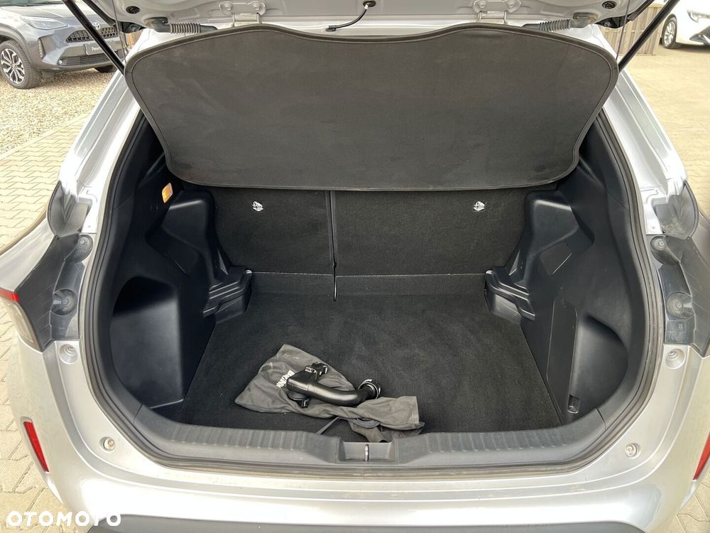 Toyota Yaris Cross Hybrid 1.5 Comfort - 24