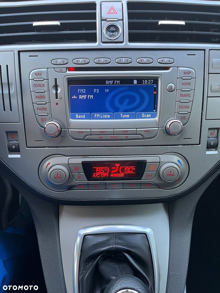 Ford Kuga 2.0 TDCi 4x4 Titanium - 13