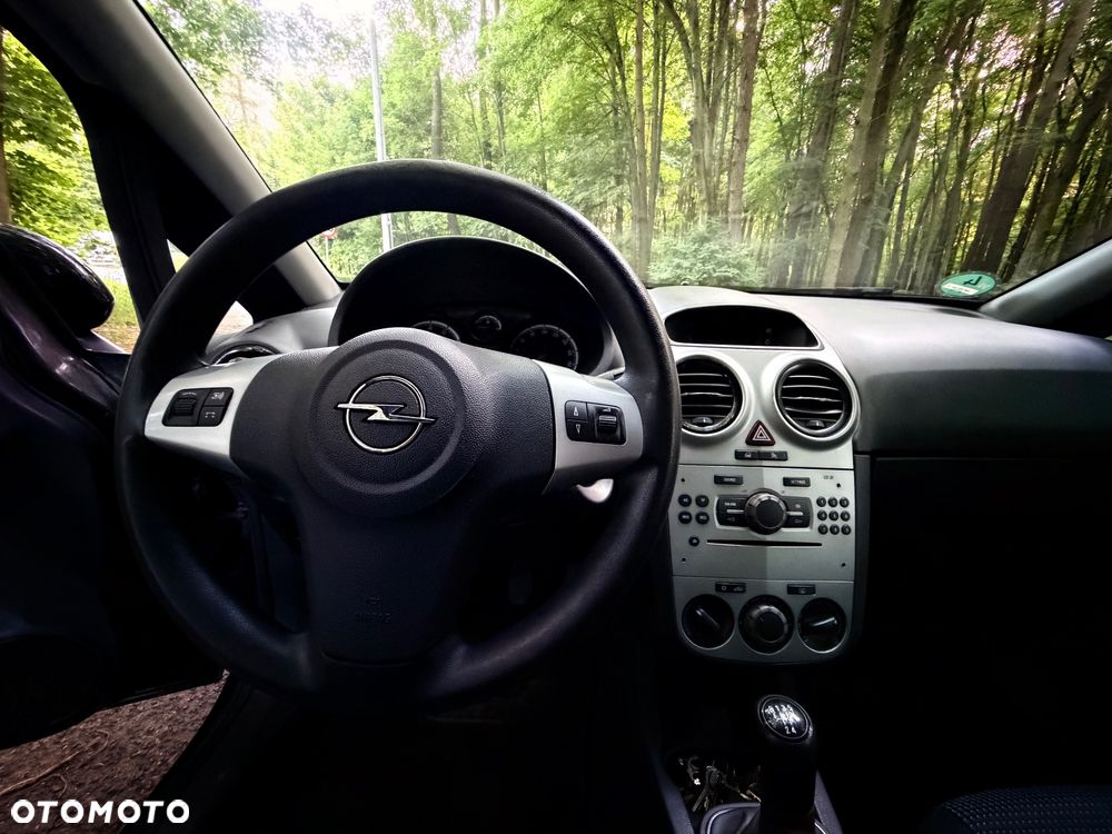 Opel Corsa - 16