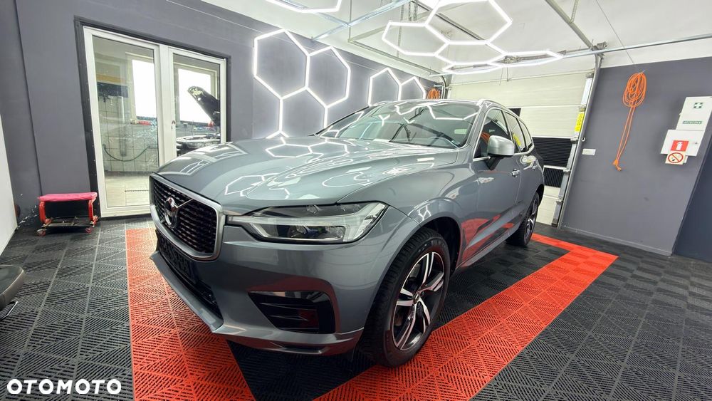 Volvo XC 60 D4 R-Design - 1