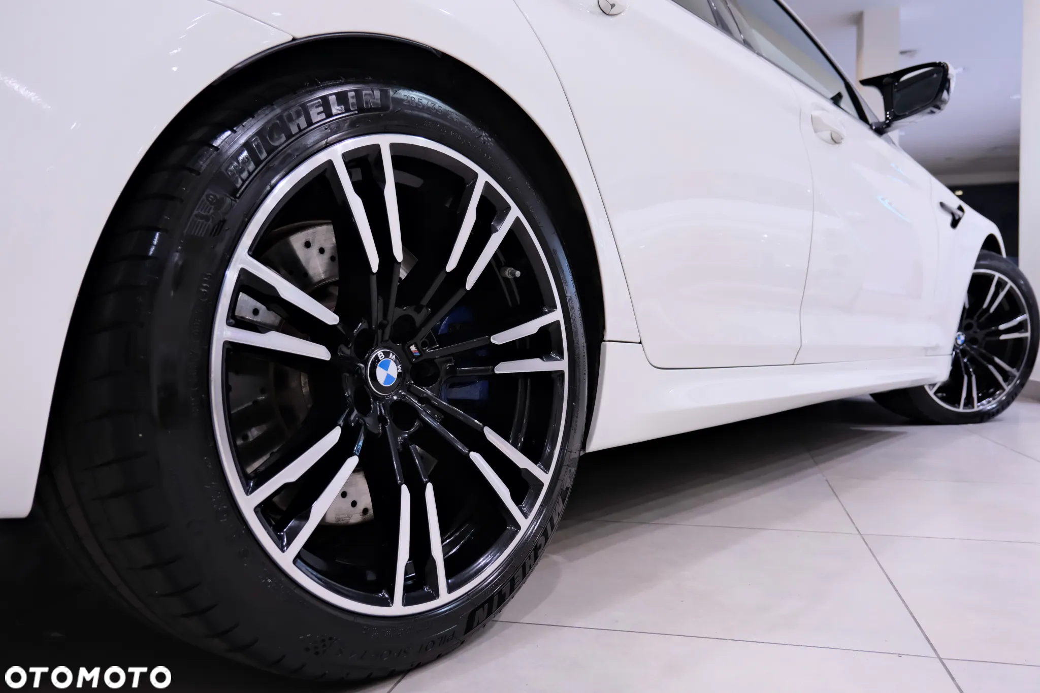 BMW M5 Standard - 12