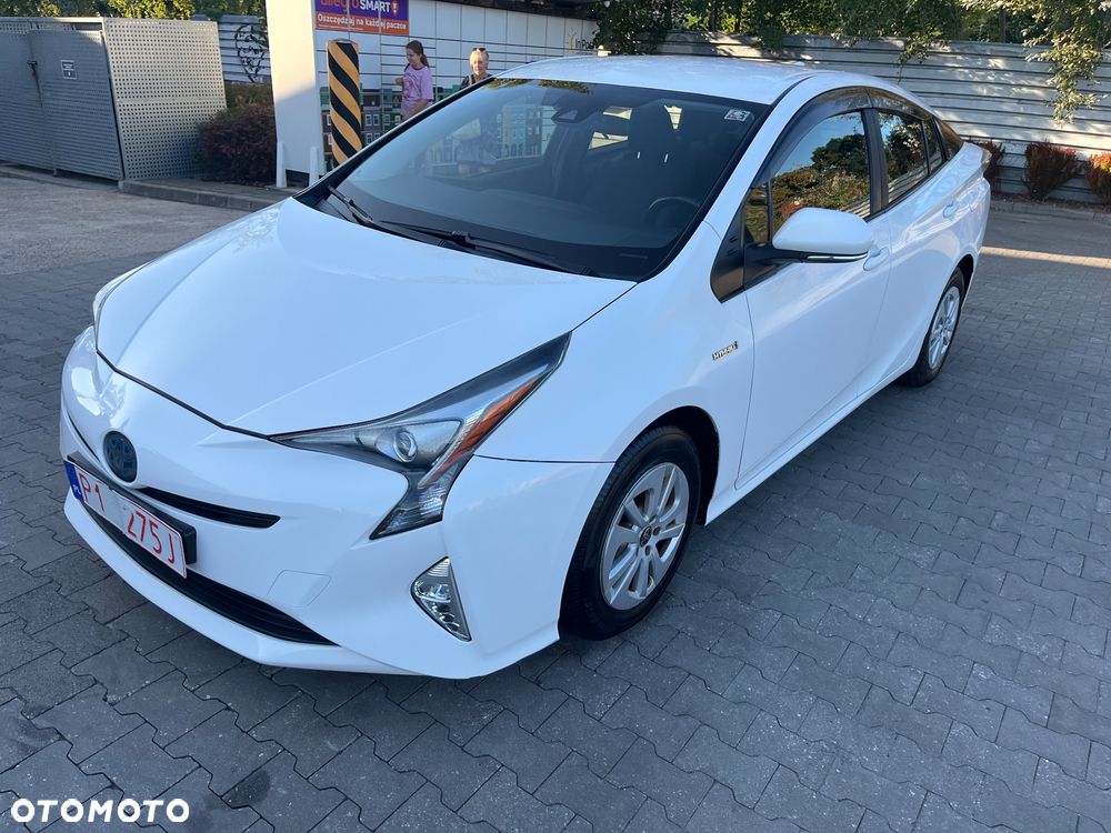 Toyota Prius (Hybrid) Comfort - 5