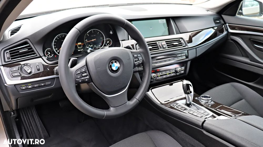 BMW Seria 5 520d - 19