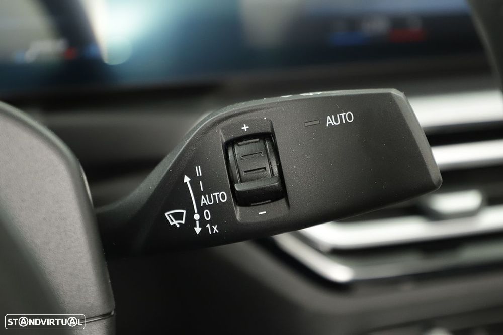BMW 420 i Pack Desportivo M Auto - 23