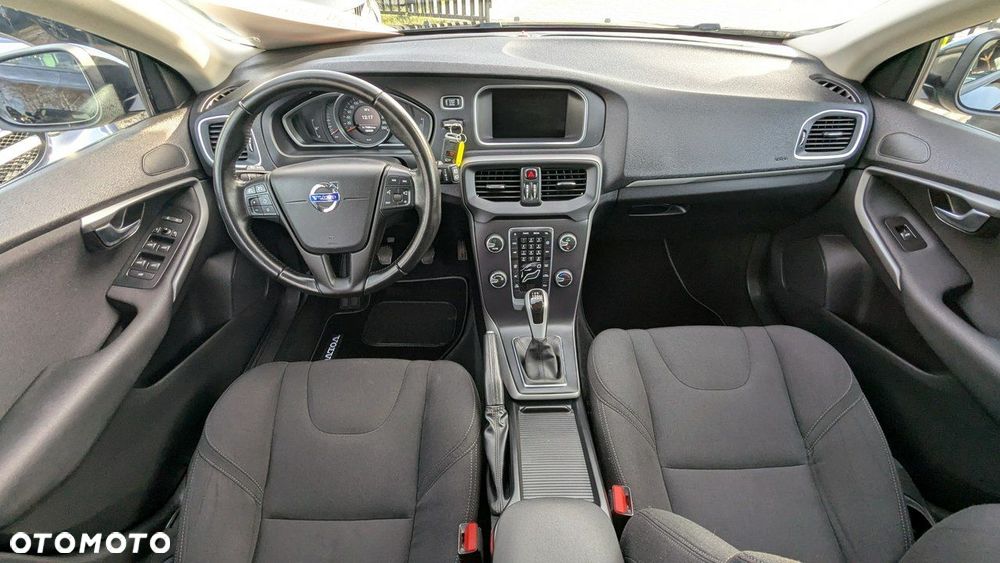 Volvo V40 - 19