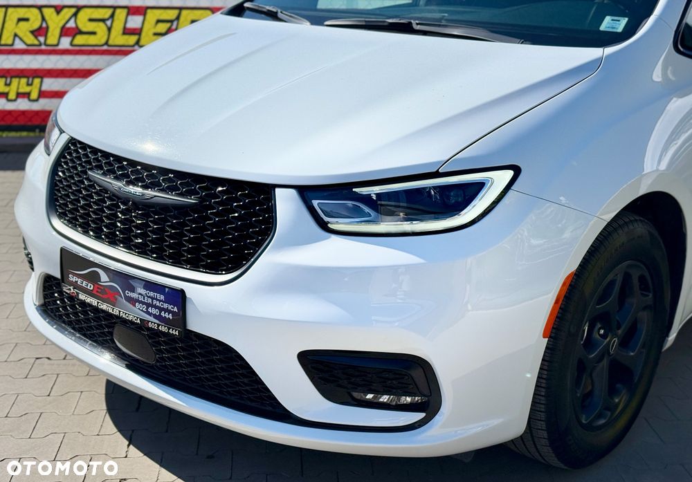 Chrysler Pacifica - 7