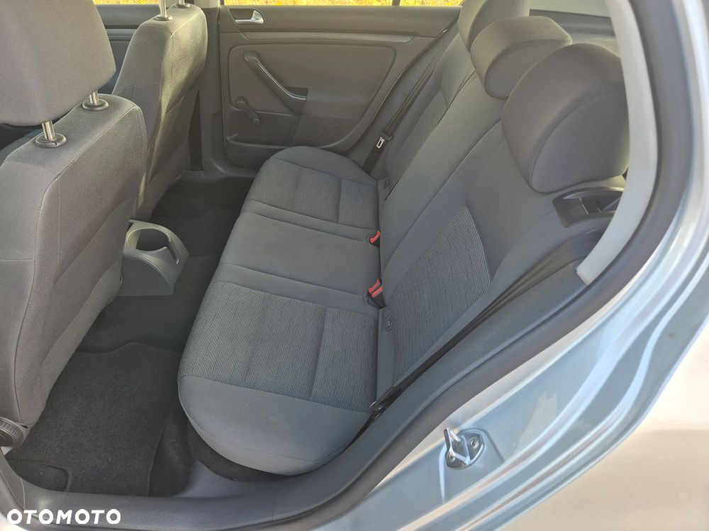 Volkswagen Golf 1.4 Comfortline - 12