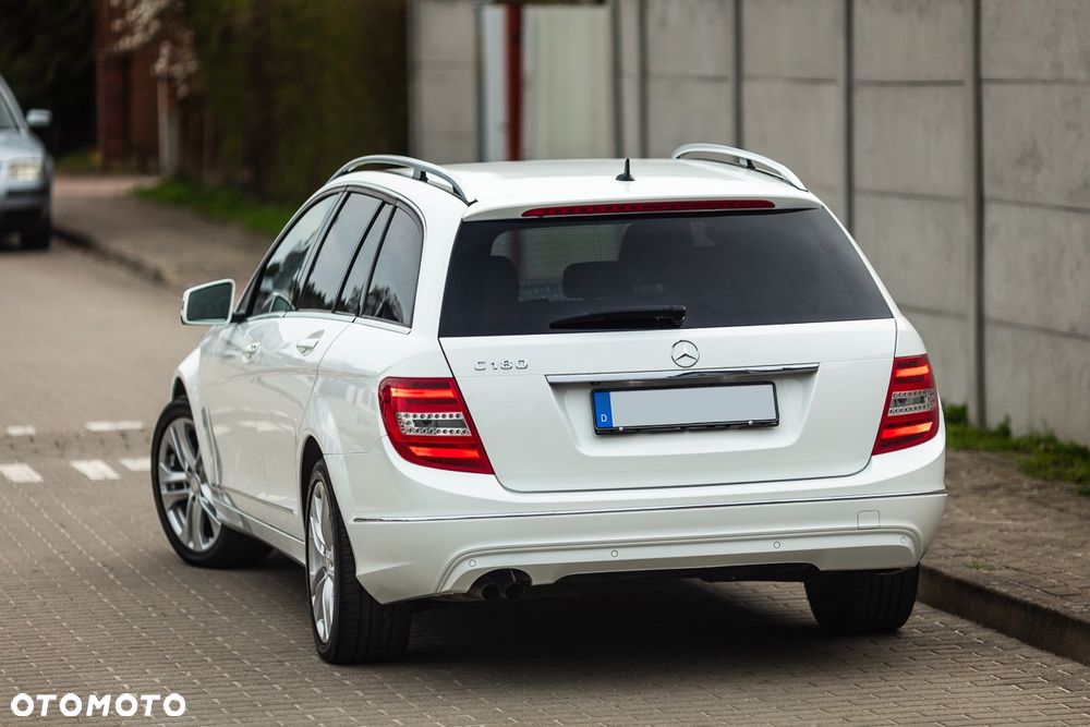 Mercedes-Benz Klasa C 180 (BlueEFFICIENCY) Avantgarde - 12
