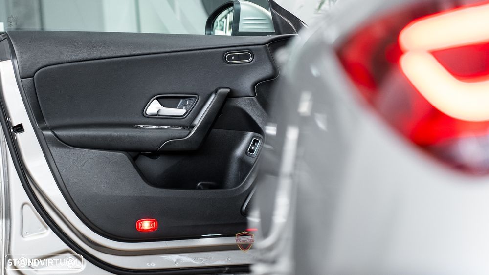Mercedes-Benz CLA 180 d Shooting Brake Business Solutions - 10