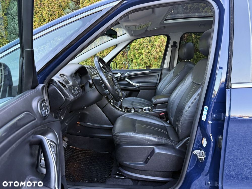 Ford S-Max - 22