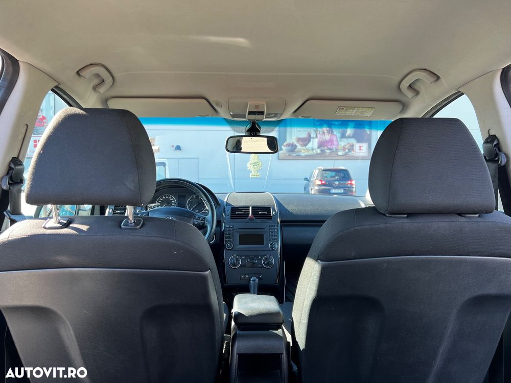 Mercedes-Benz A 160 Autotronic - 12